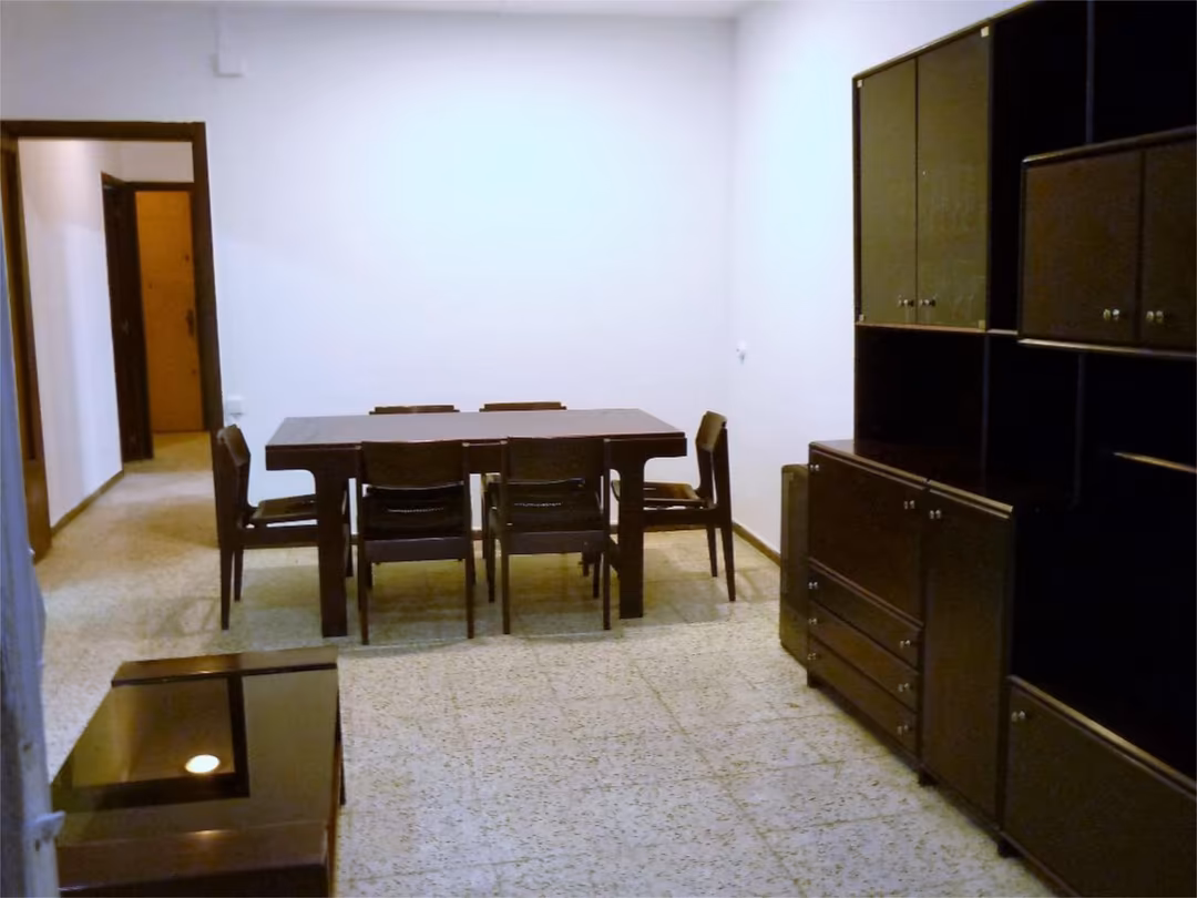 Piso en calle dels Flassaders 23 - Foto 2