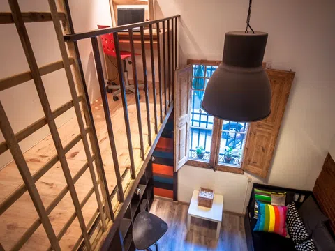 Dúplex en calle de la Legalitat, 49