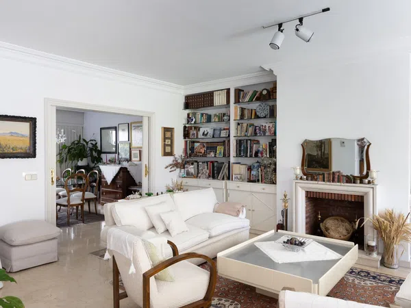 Chalet pareado en Urb. parque conde de orgaz Barrio Conde Orgaz-Piovera