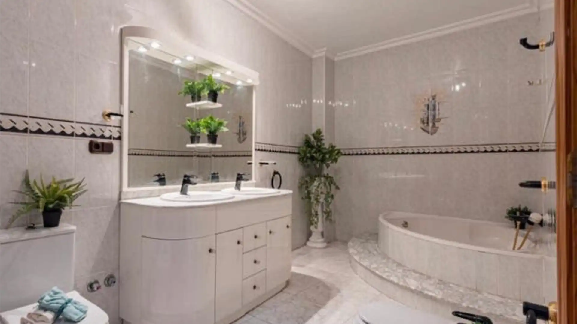 Casa adosada en Centro - Foto 8