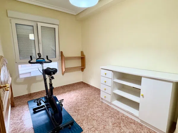 Piso en calle de la Constitució, 4 - Foto 2