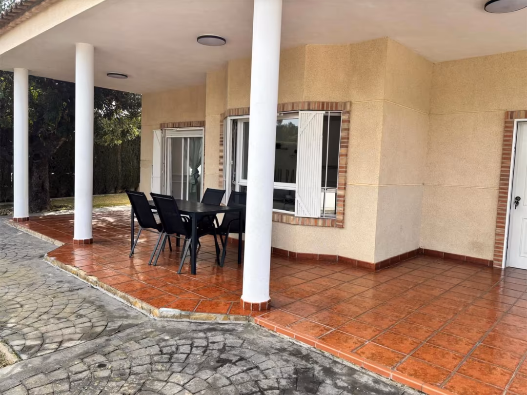 Piso en  Carrer 1 90 - Foto 4