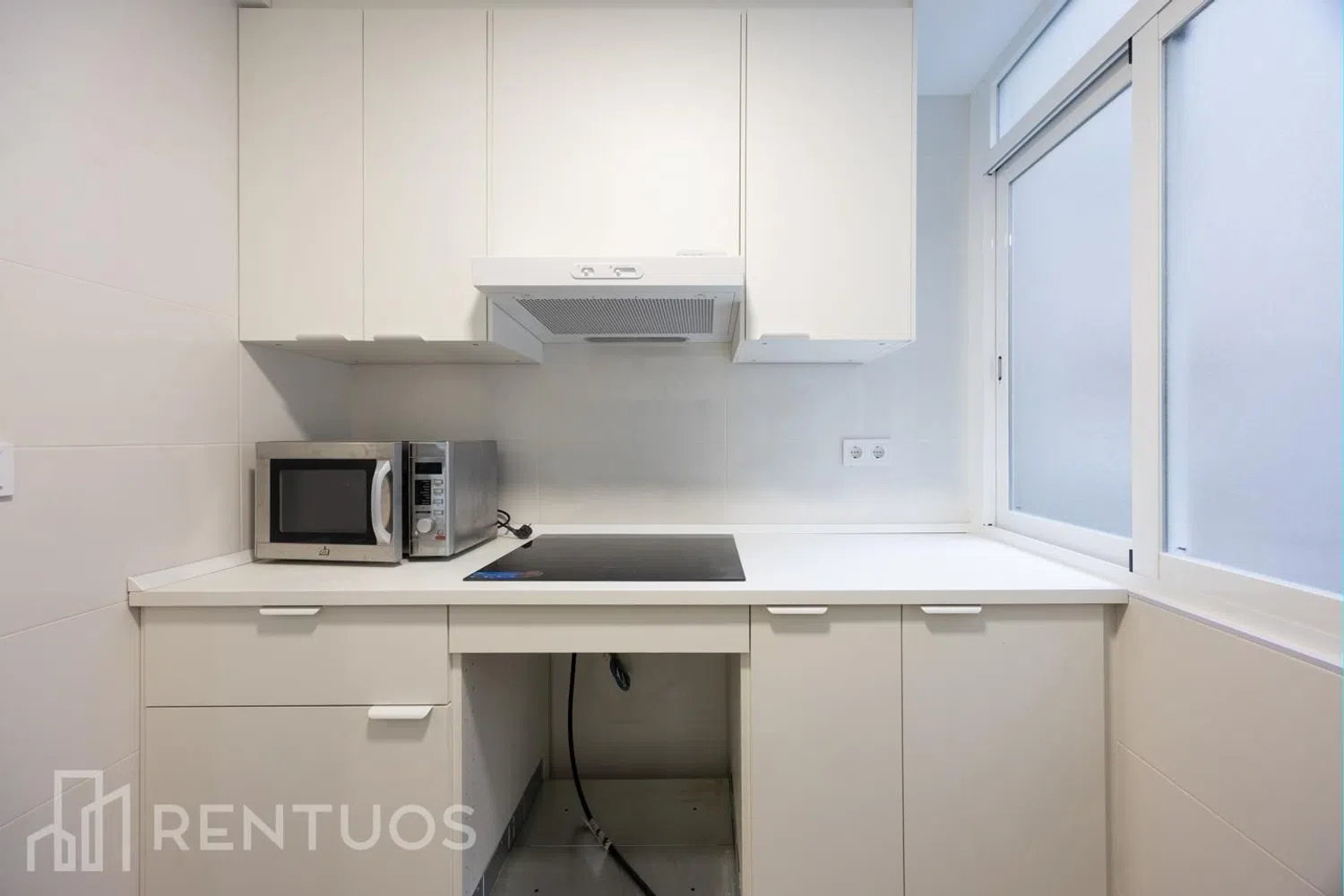 Piso en calle Cabo de San Vicente - Foto 8