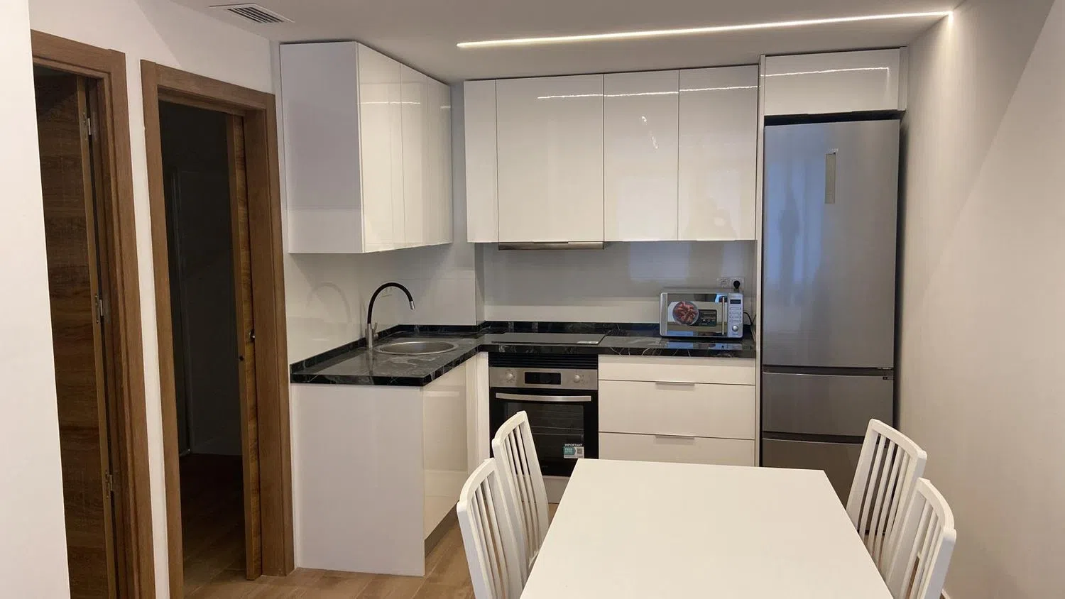 Estudio en calle Teniente Aguado, 17  bis - Foto 4
