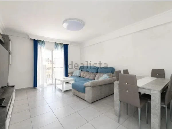 Piso en Calle Emilio Thuillier, 68 - Foto 2