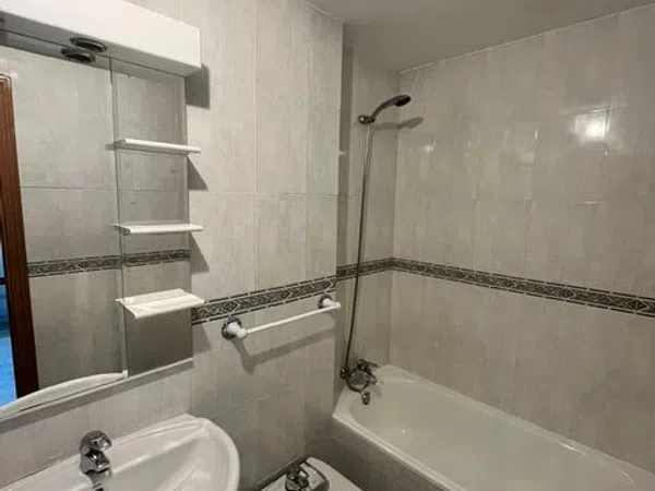 Piso en Calle del Corazón de María - Foto 16