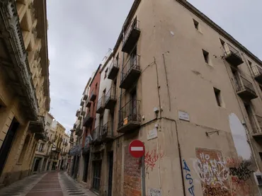 Piso en  Carrer de Peralada 41 - Foto 2