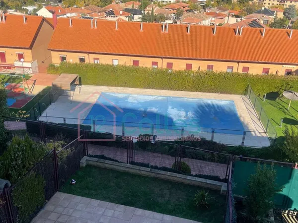 Chalet adosado en Calle Alhambra de Granada s/n, Nuevo Aranjuez-Ciudad de las Artes - Foto 37