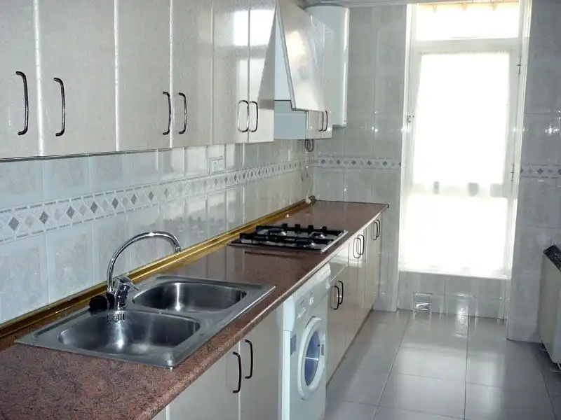 Apartamento en  Calle Emilio Castelar 36 - Foto 4