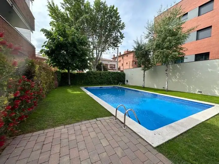 Piso en  Carrer de Solsona 22 - Foto 2