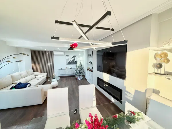 Chalet adosado en Parquelagos - Puente Nuevo - Foto 2