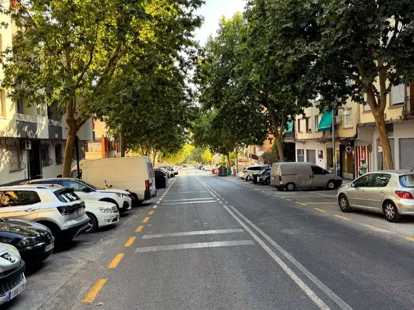 Piso en  Avenida de Cervantes 24 - Foto 3