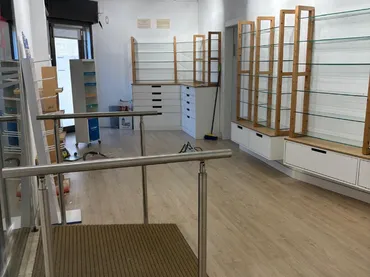 Local comercial en  Carrer de Ripoll 2 - Foto 3