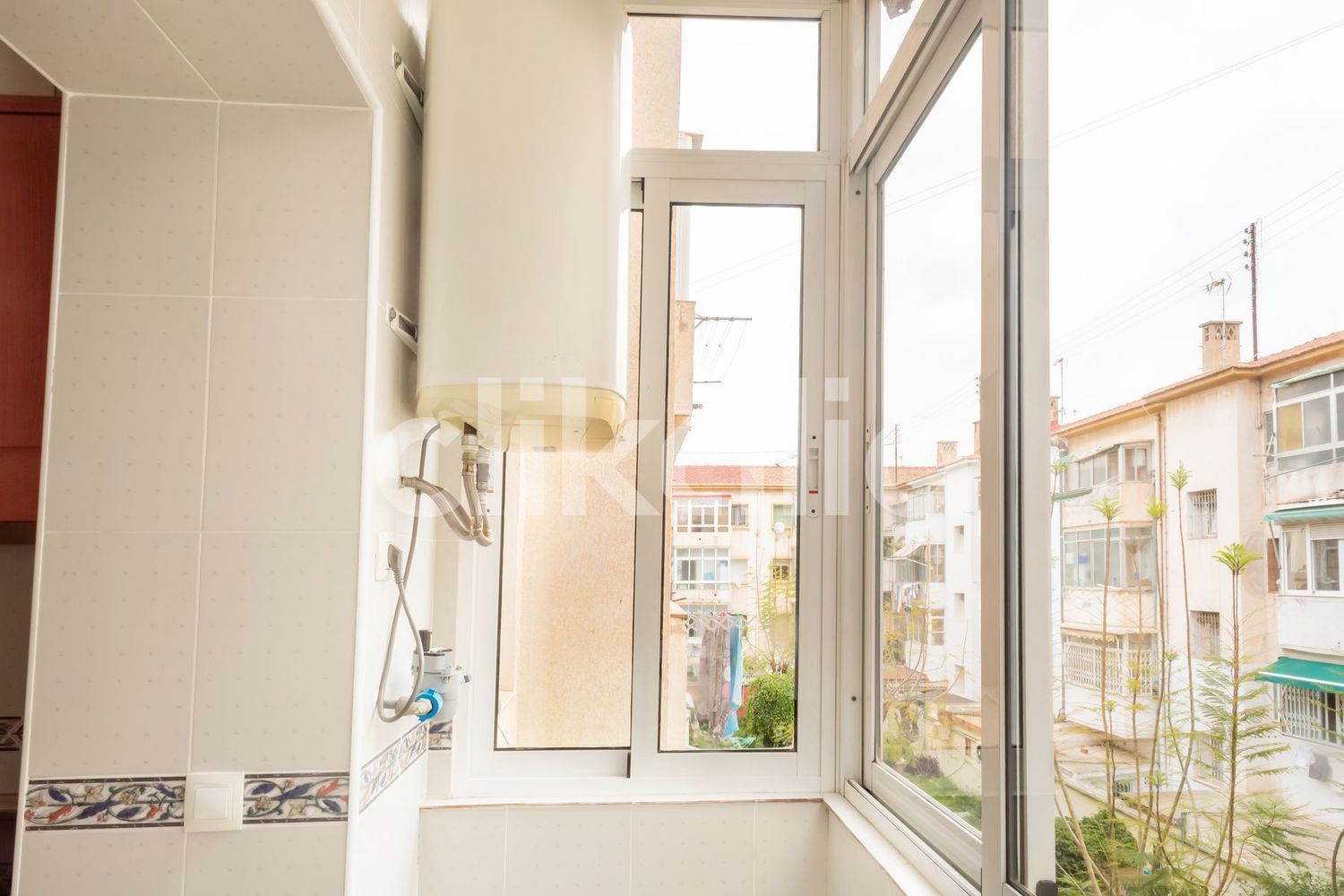 Piso en calle de Sant Mateu - Foto 8