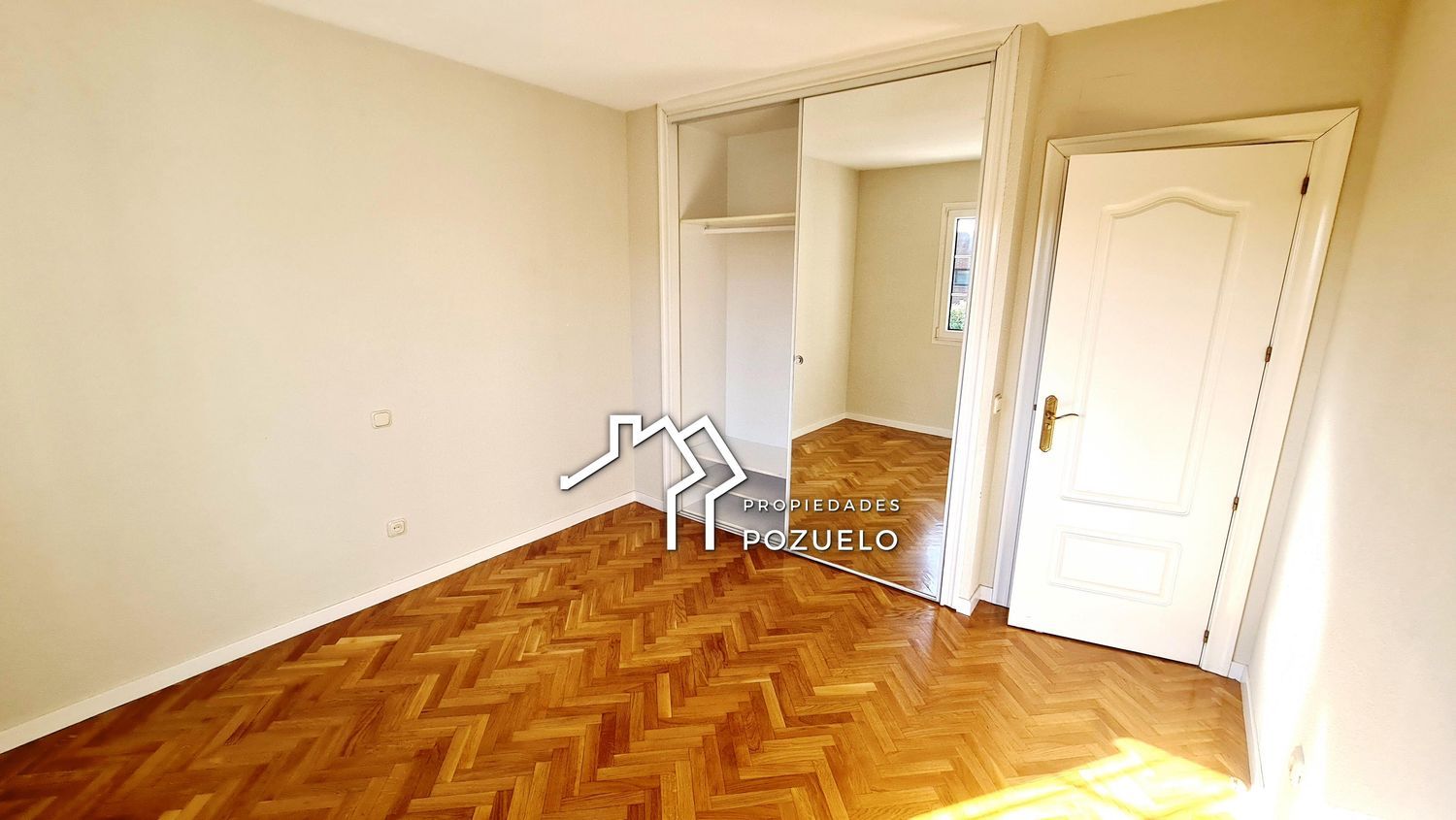 Chalet pareado en Calle Emisora, Zona Avenida Europa - Foto 25