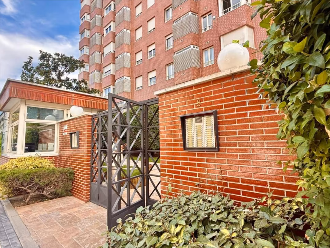 Piso en  Calle de Yerma 8 - Foto 13