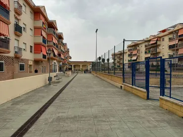 Piso en  Calle Carlos Cano 11 - Foto 3