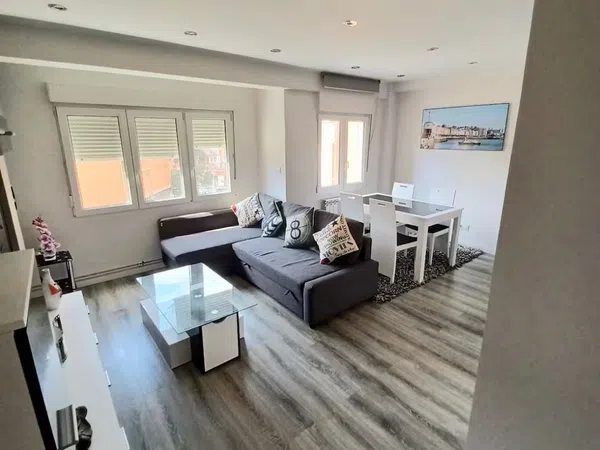 Piso en calle Leopoldo Pardo, 7 - Foto 1