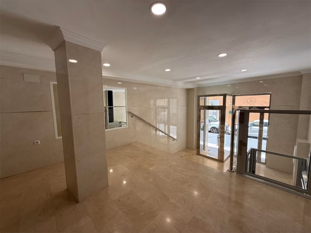 Piso en  Calle Lozano de Torres 1