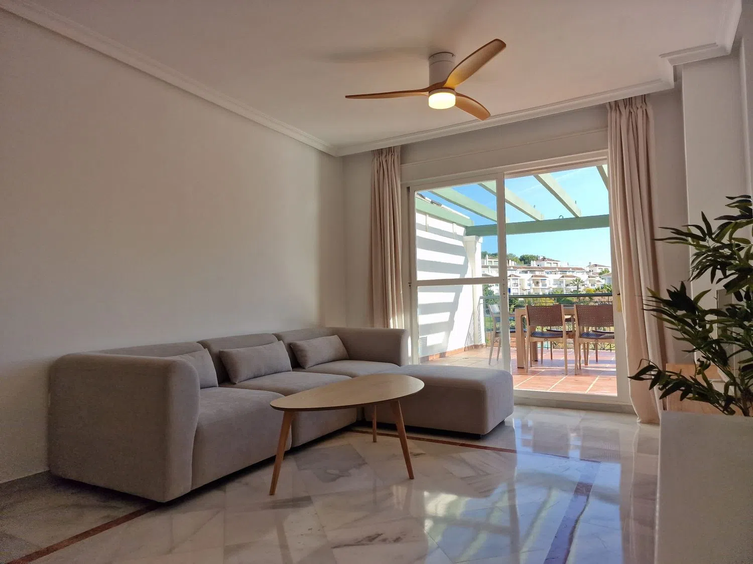 Piso en calle Río Duero, 7 - Foto 2