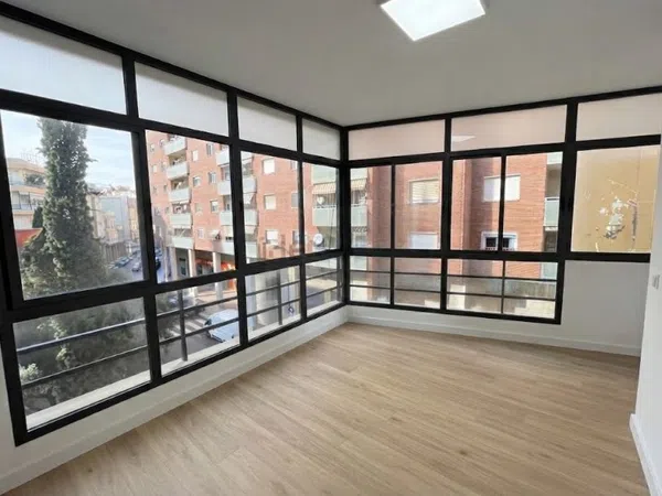Piso en Calle d'Antoni Aulèstia Pijoan, 1, Centre, Centre - Foto 3
