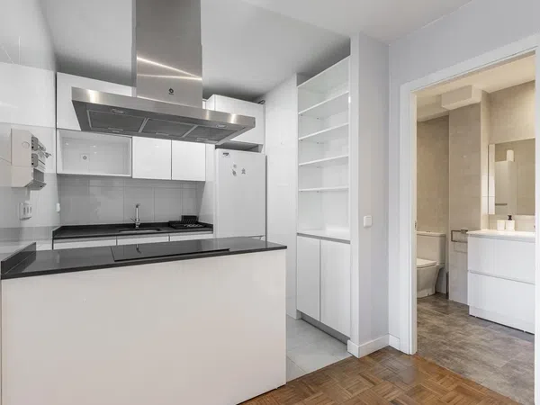 Piso en calle de Clara del Rey, 8 - Foto 6