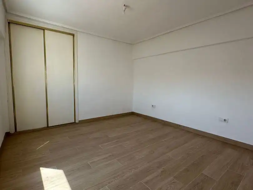 Piso en  Avinguda de Pérez Galdós 86 - Foto 8
