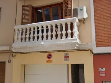 Casa adosada en  Carrer Felip II 5 - Foto 1