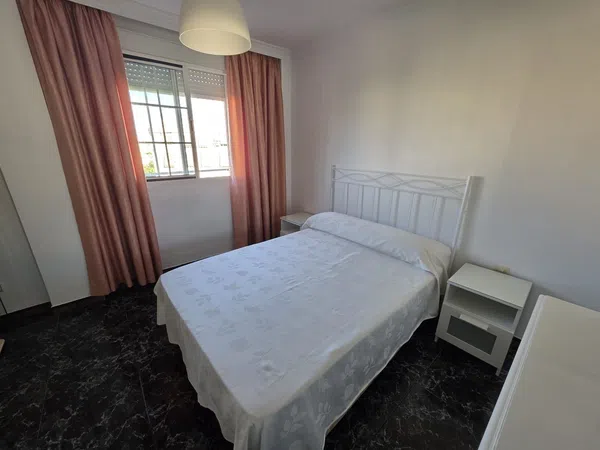 Piso en Plaza Valentin Ortigosa, 3, Los Guindos - Parque Mediterráneo - Santa Paula - Foto 10