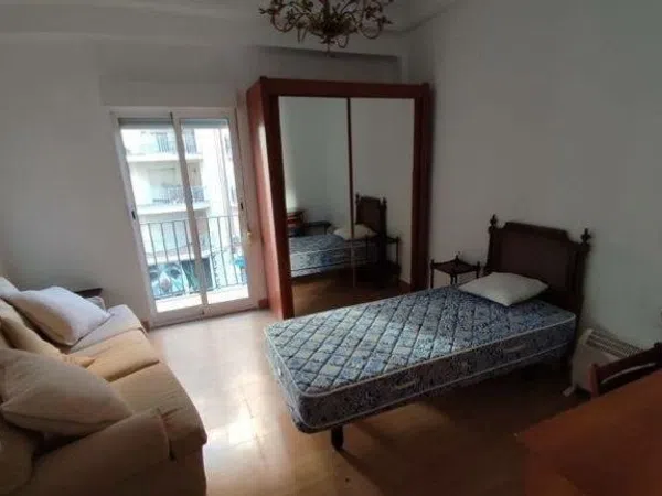 Piso en calle Palleter, 56