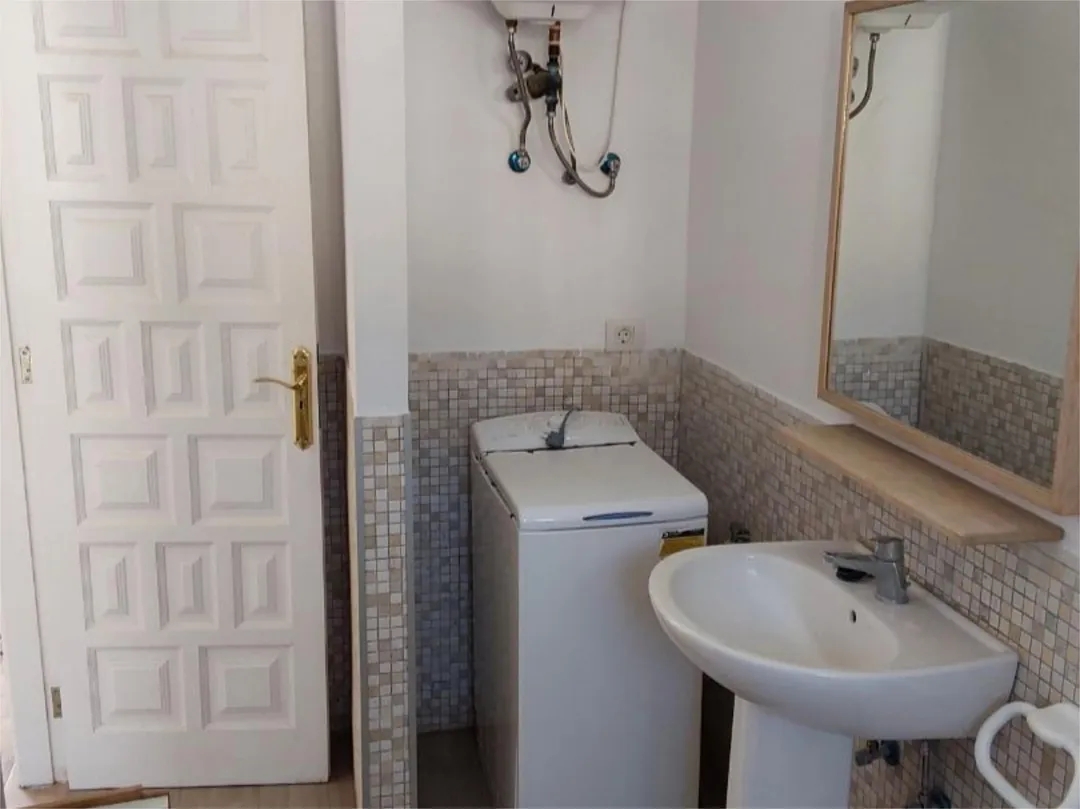 Casa adosada en avenida Avenida 8 Marzo 43 - Foto 10