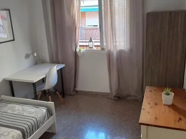 Piso en  Carrer de Menéndez y Pelayo 7 - Foto 6