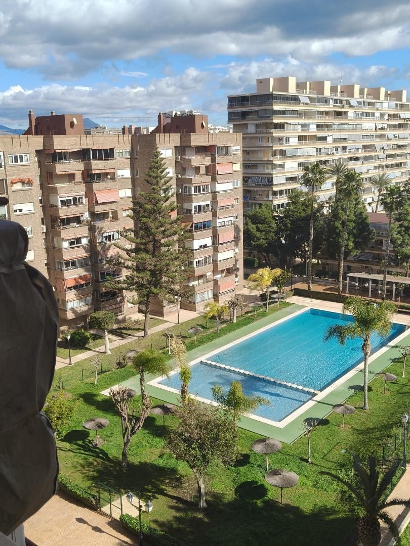 Piso en  Avenida de Holanda n12 - Foto 1