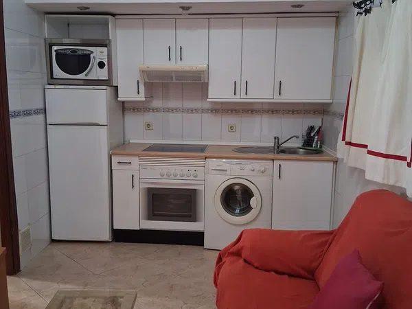 Piso en calle de Santa Julia, 10