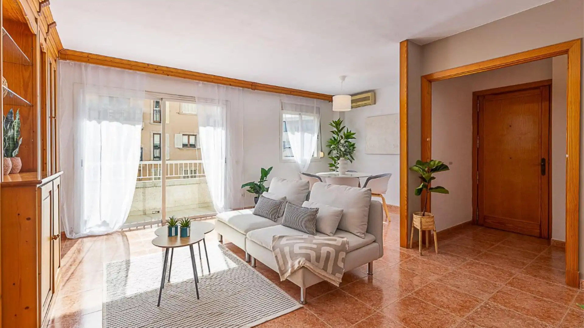 Piso en  Carrer de Vicenç Joan i Rosselló 59 - Foto 2