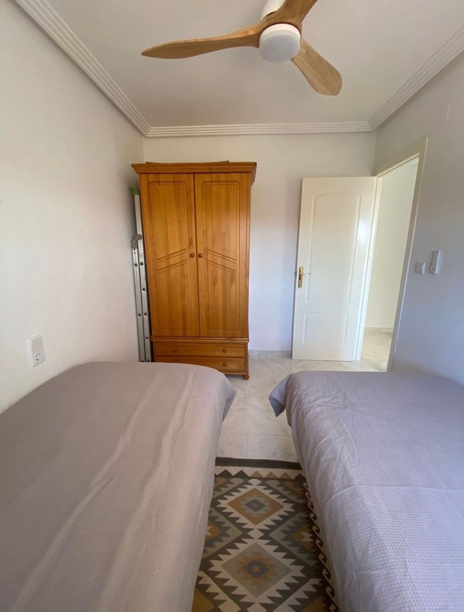 Chalet adosado en Avenida de la Mancha s/n - Foto 7
