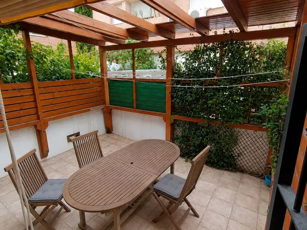 Chalet adosado en Calle Yucas, 12, Casa Amarilla, Casa Amarilla - Foto 1