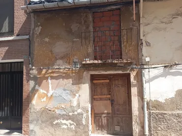 Casa adosada en  Carrer del Bisbe Caperó 48 - Foto 1