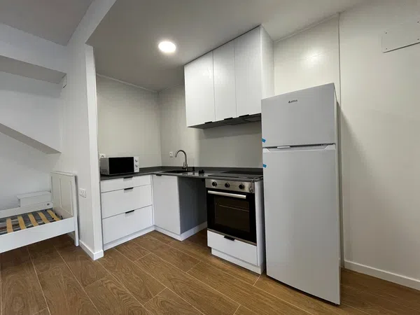 Estudio en Calle de Pere Cabanes, 22, Torrefiel - Foto 5