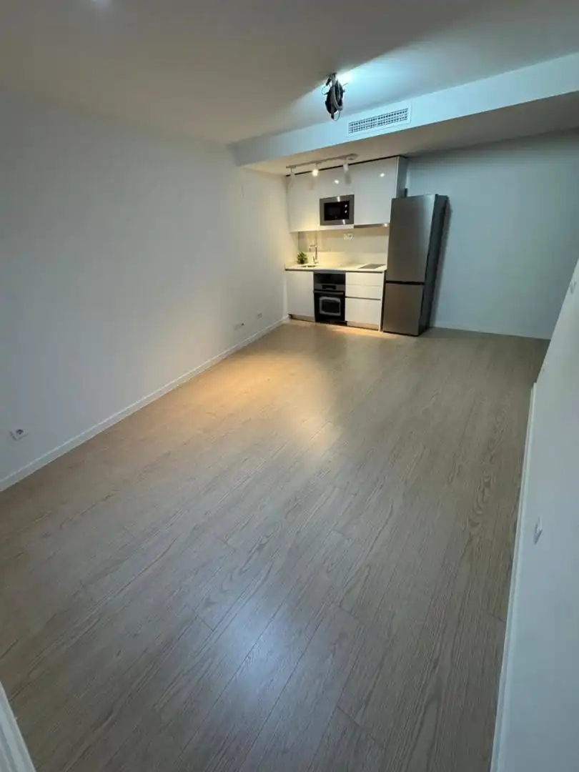 Piso en  Carrer de la Borrasca 19 - Foto 3