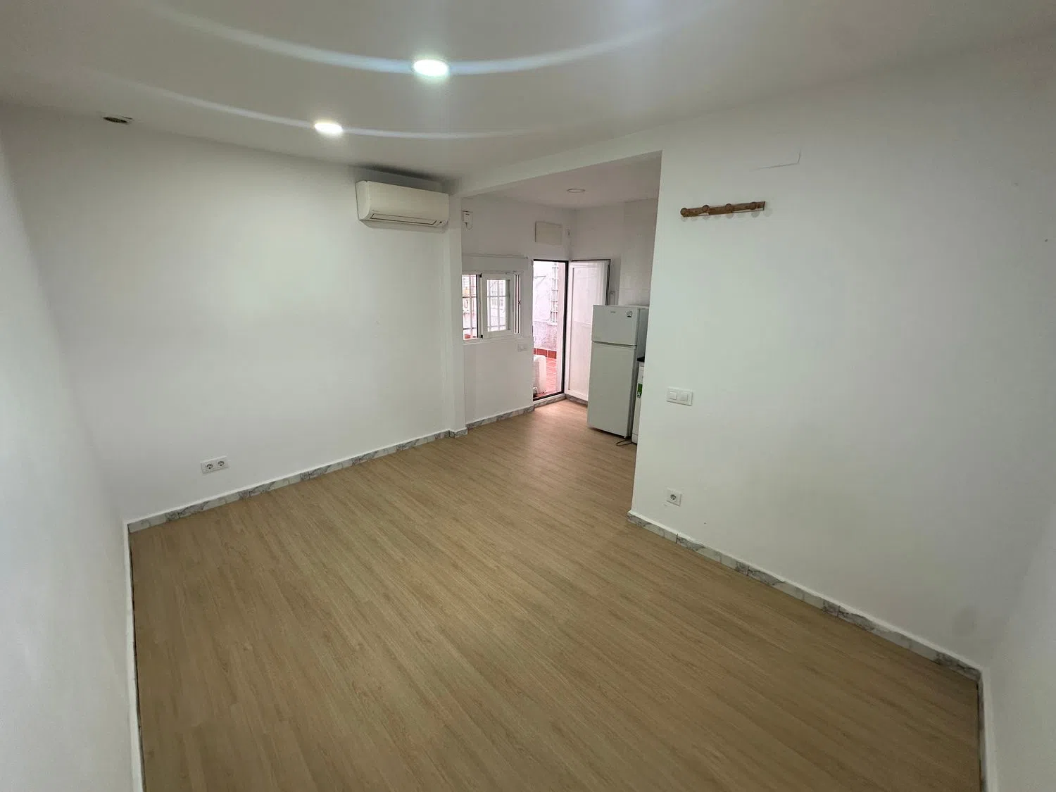 Estudio en calle de Ramón Azorín, 36 - Foto 3