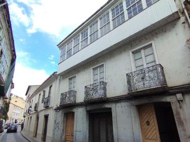 Casa adosada en  Rúa Doutor Casares 18 - Foto 2