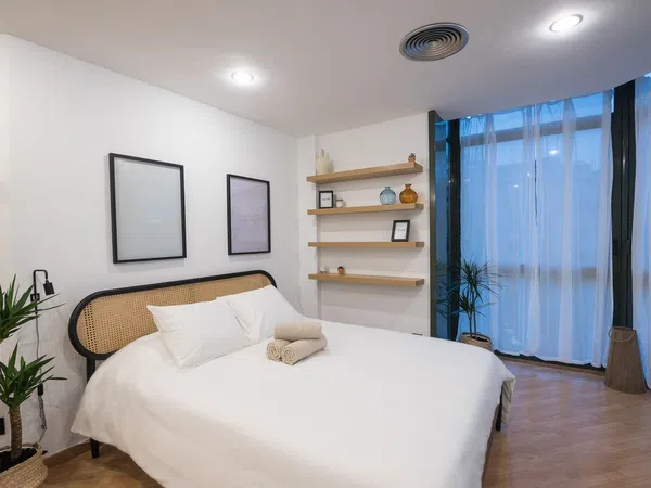 Estudio en calle de Villarroel, 145