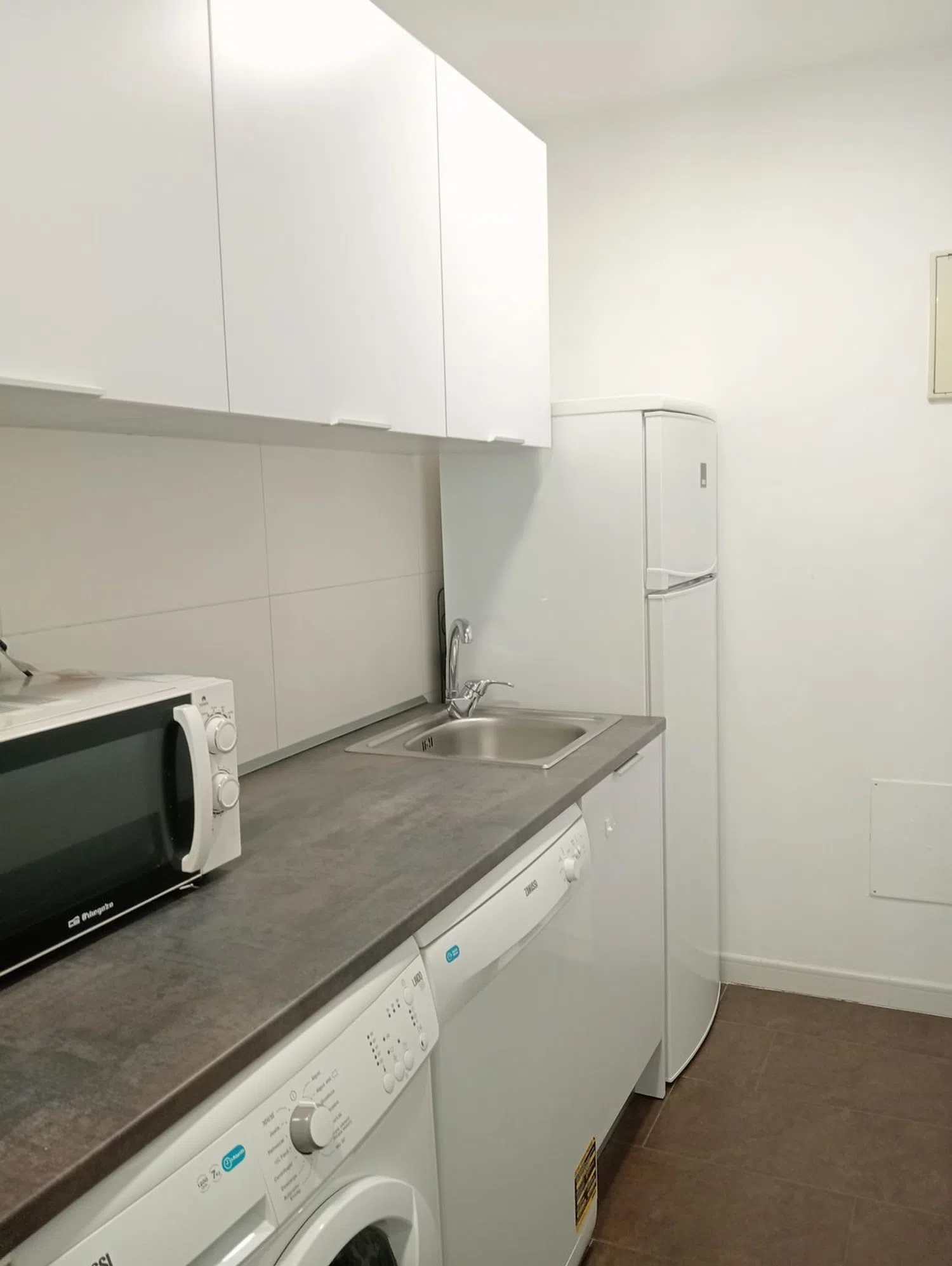 Estudio en calle de Deyanira, 55 - Foto 12