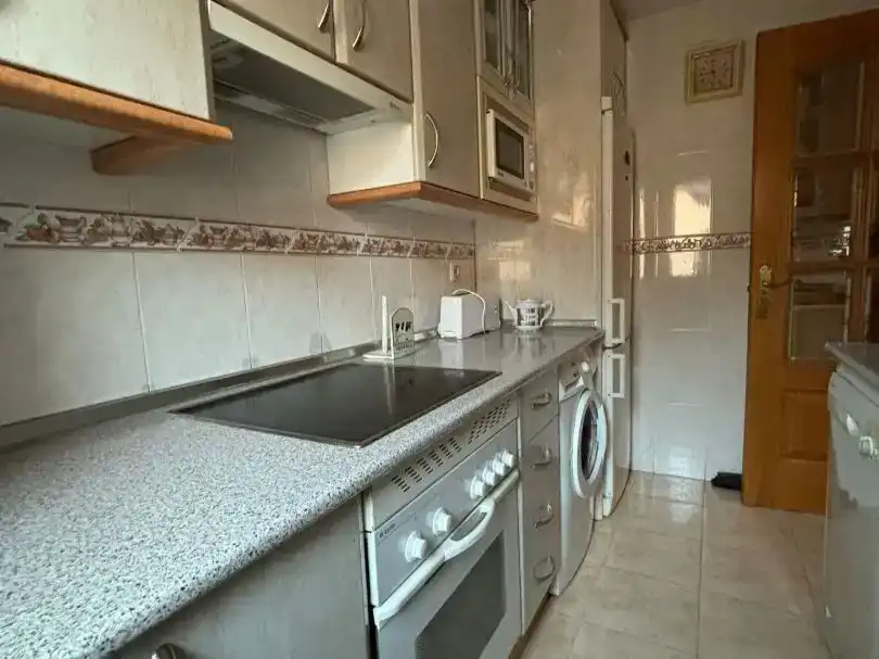 Piso en  Calle David Herrero 18 - Foto 7