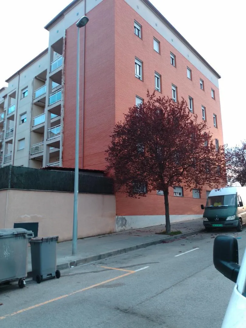 Piso en  Carrer de l'Òmnium Cultural 4 - Foto 4