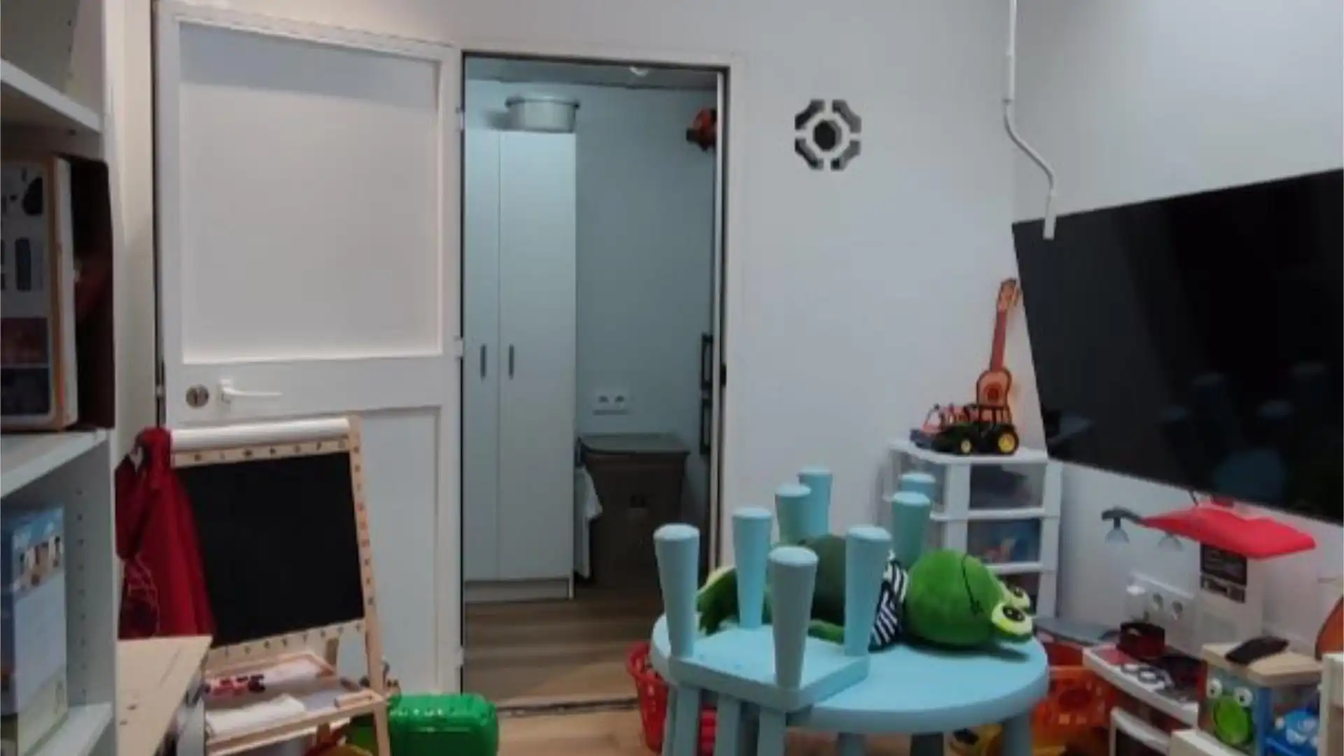 Casa adosada en  Calle Pisuerga 12 - Foto 8