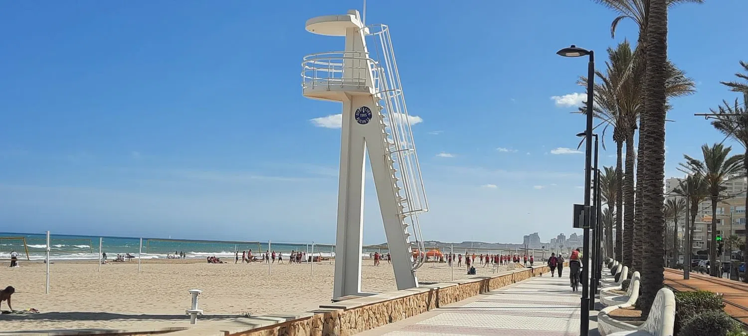 Piso en avenida Benidorm, 18 - Foto 17