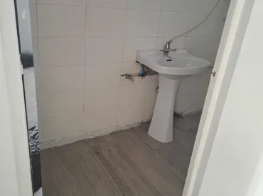Local comercial en Badalona - Foto 8