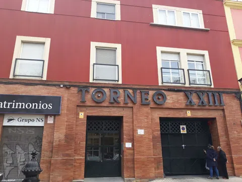 Piso en calle Torneo, 23